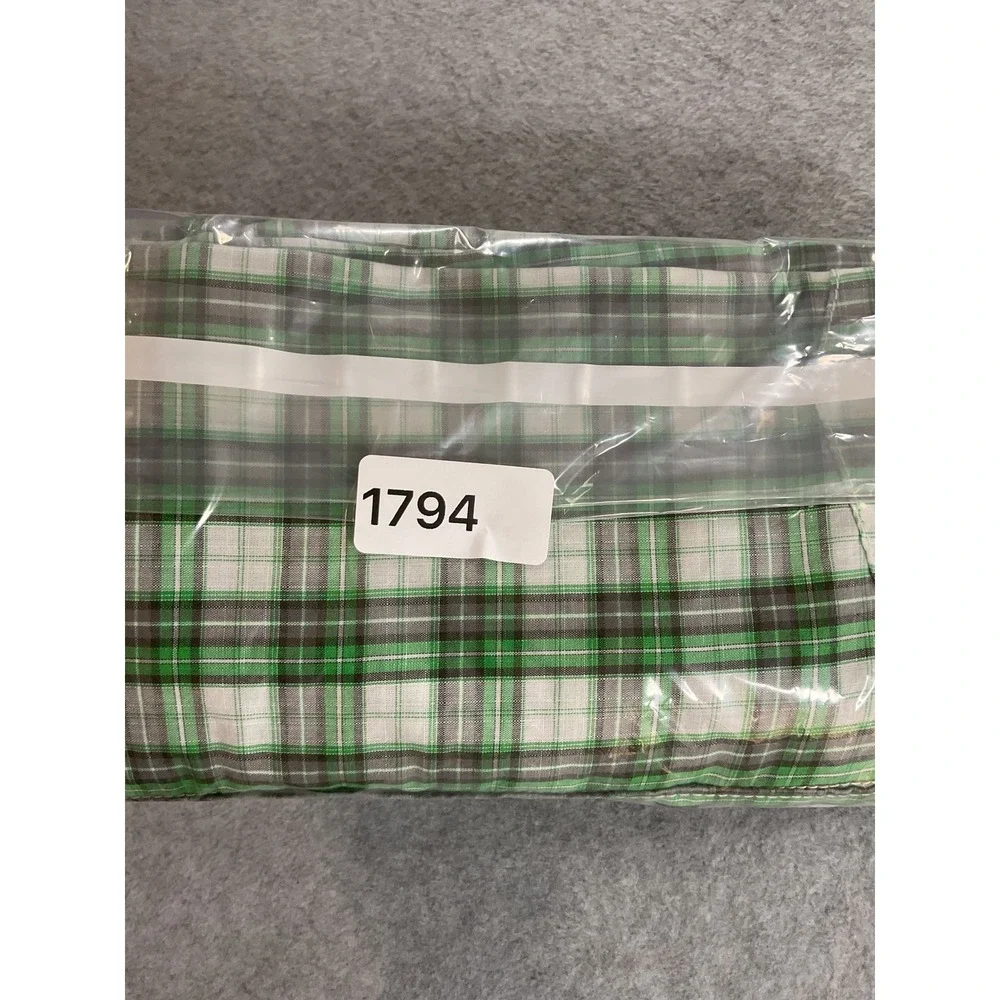 The North Face Mens XL Green Plaid Short Sleeve Button Up Hiking Shirt 1794